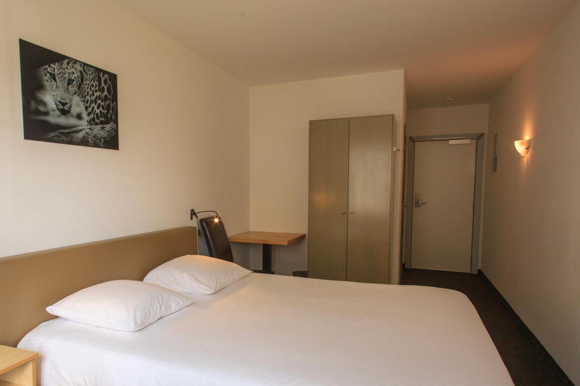 St-Janshof Hotel Waregem Εξωτερικό φωτογραφία